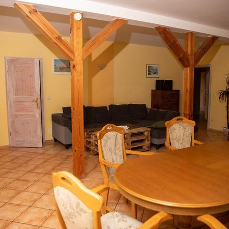 Landurlaub Auf Dem Mellenhof Apartamento Funkenhagen Exterior foto